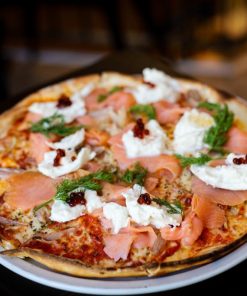 PIZZA SALMONE ROYALE